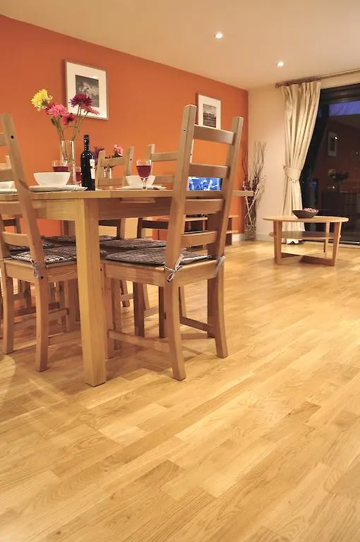 Beautiful 4-Bedroom Flat In London Bridge/Borough! 0*,  United Kingdom