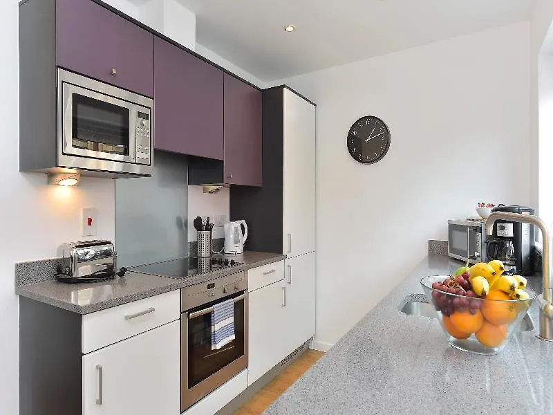 Beautiful 4-Bedroom Flat In London Bridge/Borough!