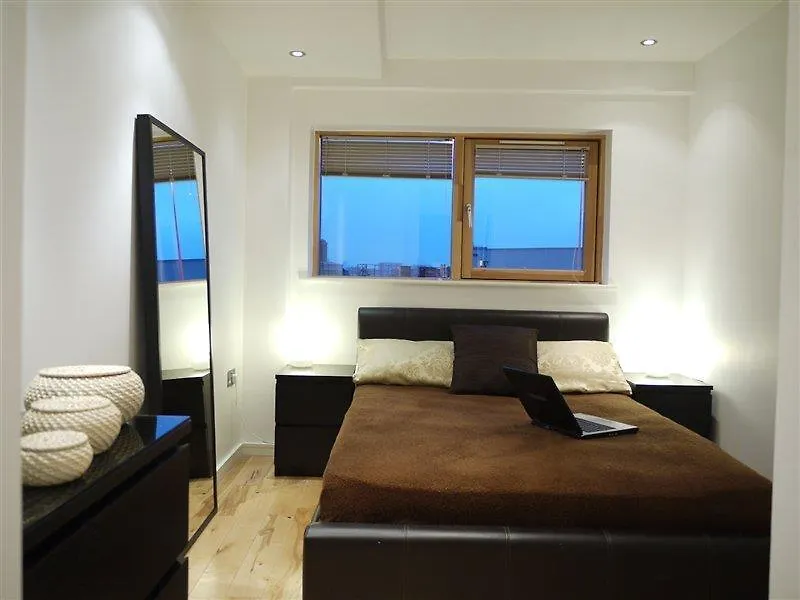 Beautiful 4-Bedroom Flat In London Bridge/Borough! Apartment