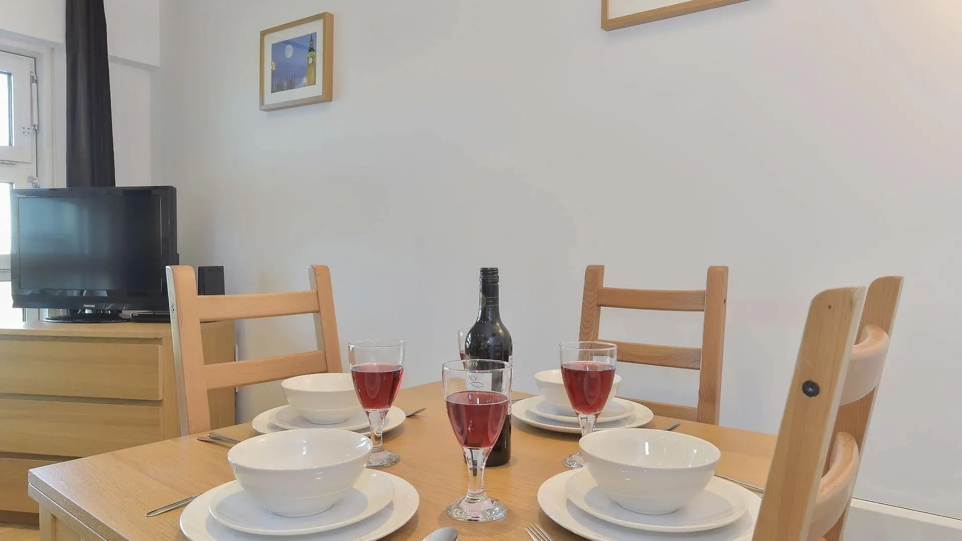 Beautiful 4-Bedroom Flat In London Bridge/Borough!