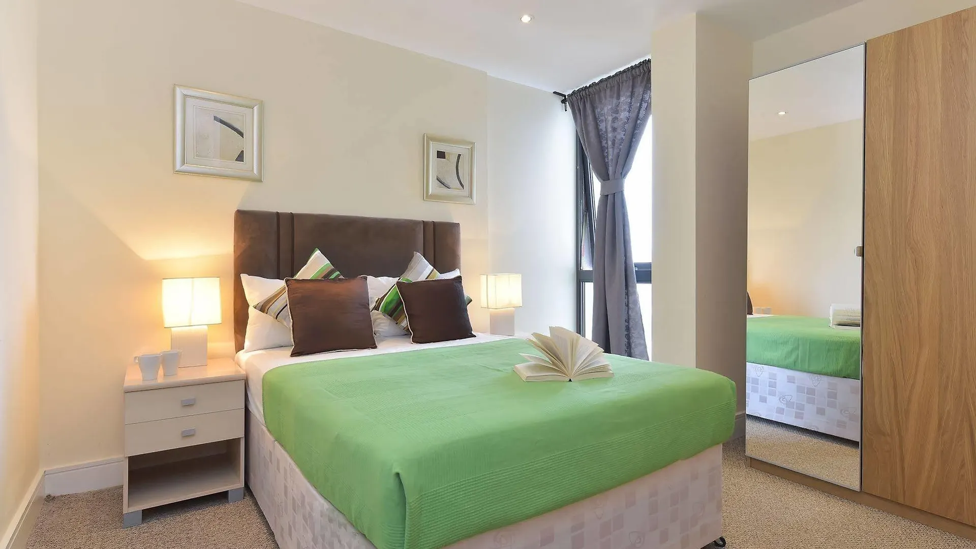 Apartment Beautiful 4-Bedroom Flat In London Bridge/Borough!